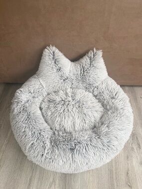 Cozy Faux Fur Cat Bed with Ear Accent - Light Gray